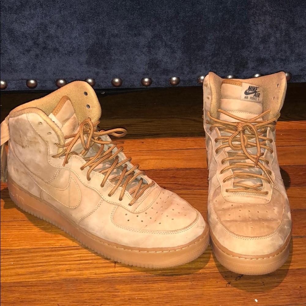 NIKE Tan AIR FORCE 1 Flax
